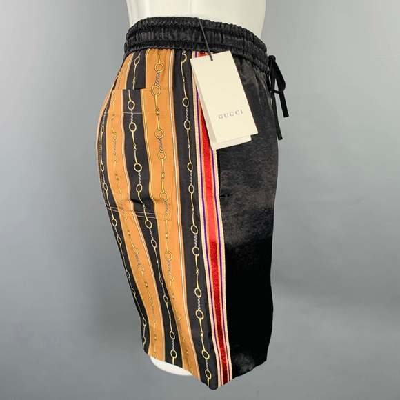 GUCCI Gold Black Stripe Acetate Joggers Shorts - Picture 2 of 9